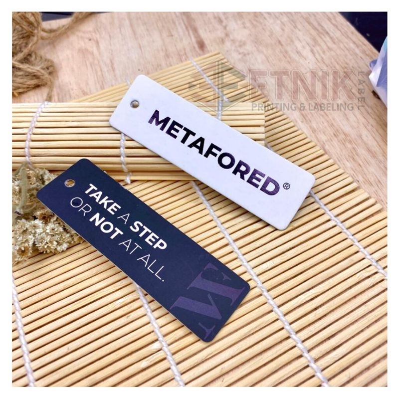 

FREE DESIGN !!! Hang tag/label pakaian distro label/tag baju murah (ketebalan 750gsm)