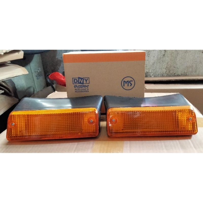 LAMPU SEN BEMPER KIJANG GRAND/LAMPU BEMPER KIJANG GRAND STANDAR/LAMPU BEMPER KIJANG GRAND KUNING