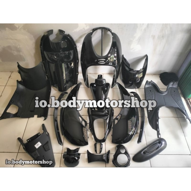 FULL BODY BODI FULL BODY SCOOPY KARBU 2008 2009 2010 2011 2012 HITAM POLOS