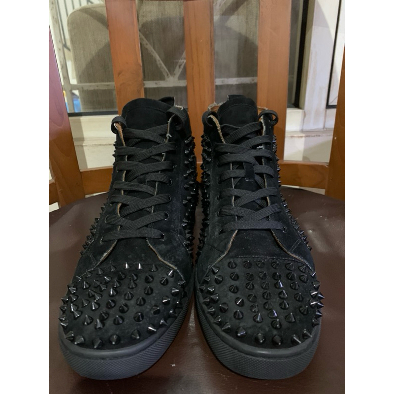 Sepatu Second Christian Louboutin Size 44