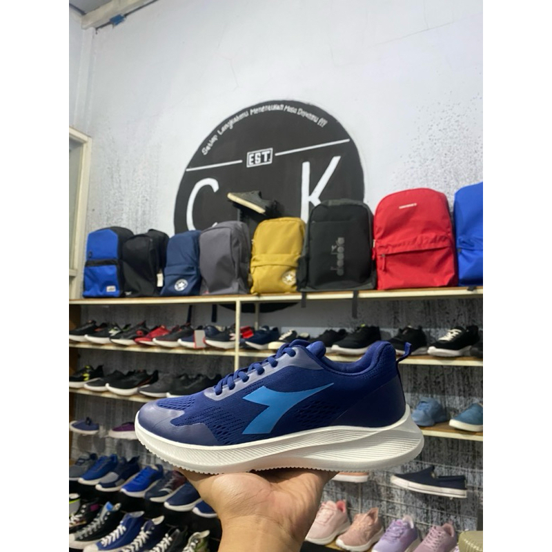 Diadora GOHAN Navy