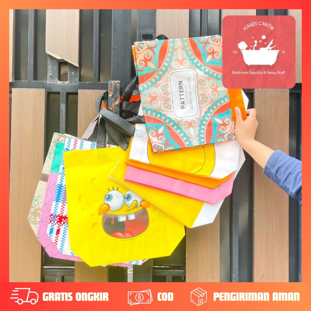 

GOODIEBAG SPUNBOND RANDOM UKURAN SEDANG BESAR 43x32x10 RANDOM T-1276 Tas Belanja / Tote Bag Spunbond Kain Motif Premium Kantong Jumbo Tas Kado Kantong Hamper bagus