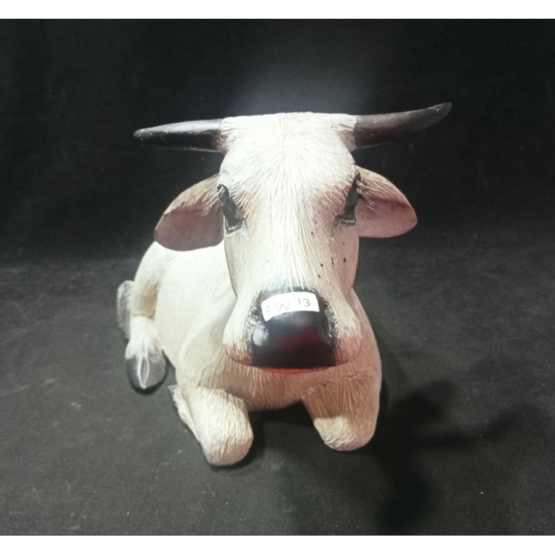 miniatur kerajinan kayu jati patung sapi