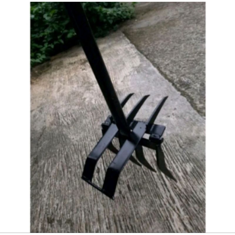 CANGKUL GARPU INJAK MODERN CANGGIH