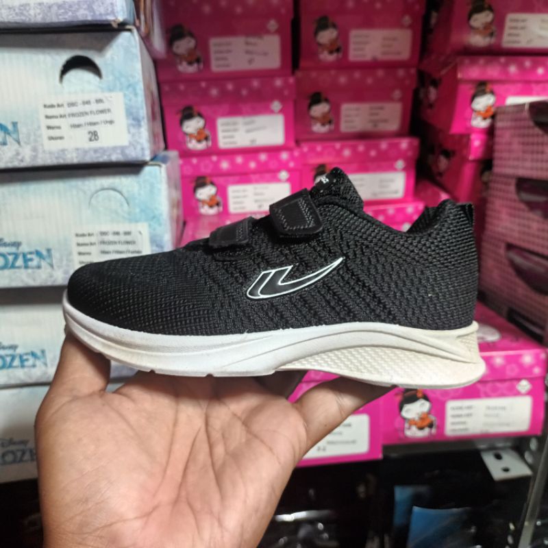 New era -sepatu sekolah anak original 100%