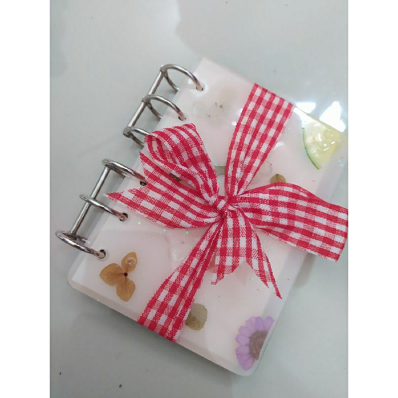 

Notebook Resin (A7)