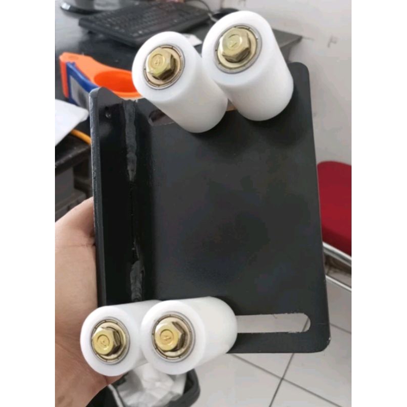 Roda pagar bracket pagar roda nilon breket roda pagar nylon