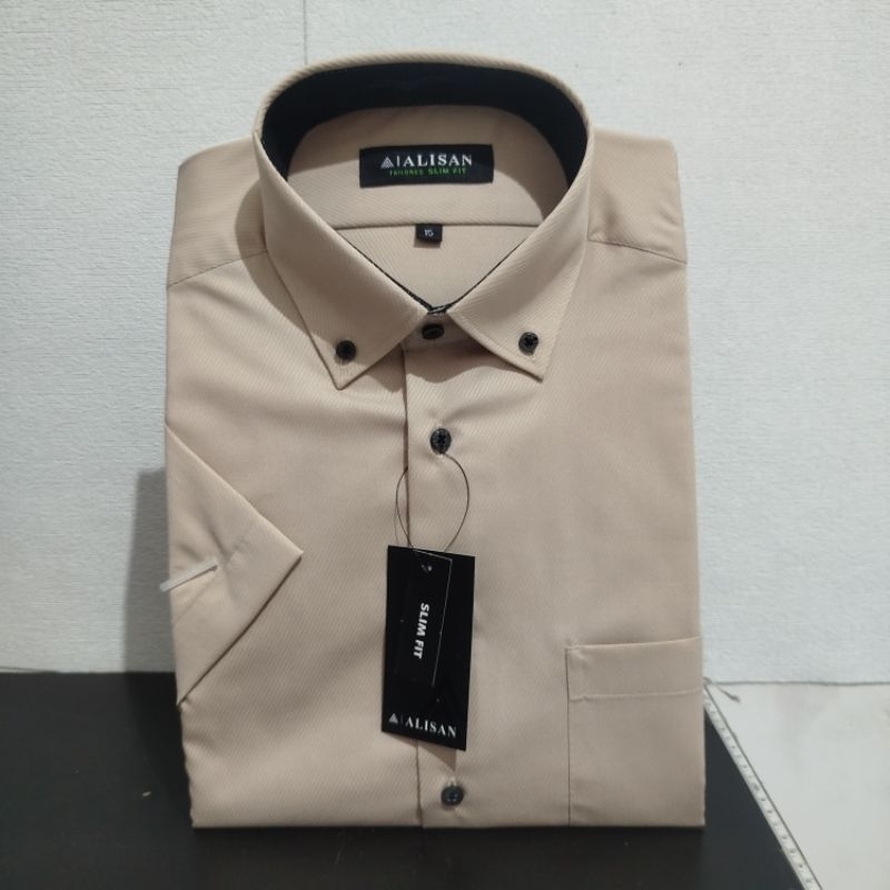 LENGAN PENDEK SLIMFIT ALISAN Dobby Coklat1 Kombinasi Dalam Bintik