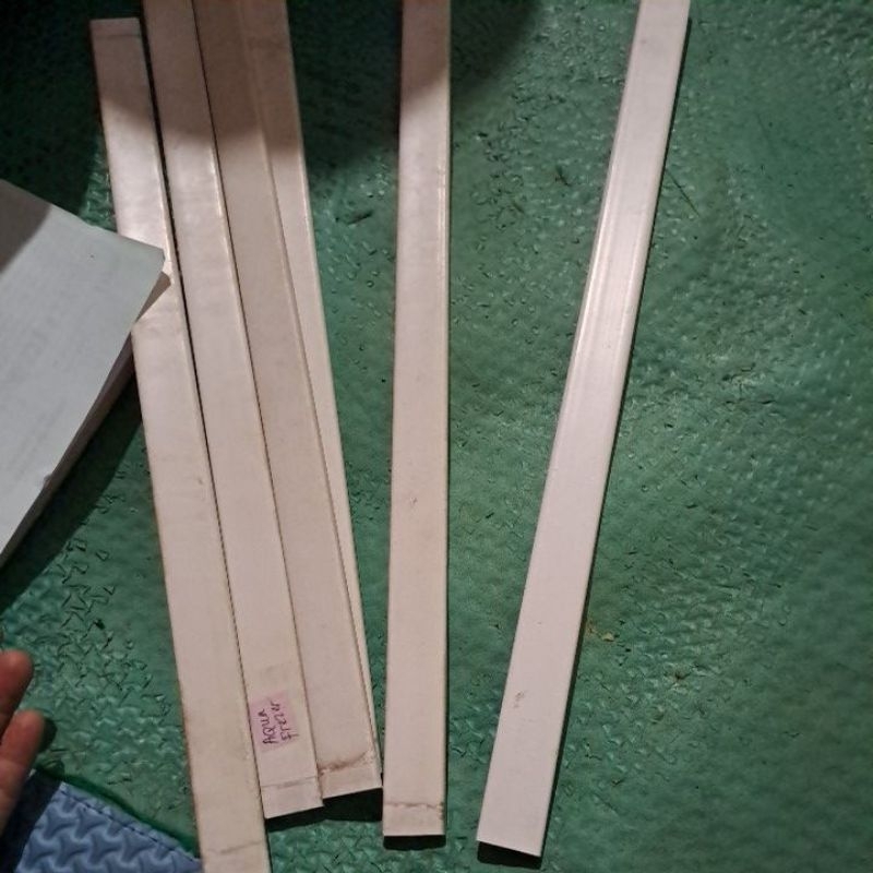 Rak bekas freezer aqua model AQF-S6