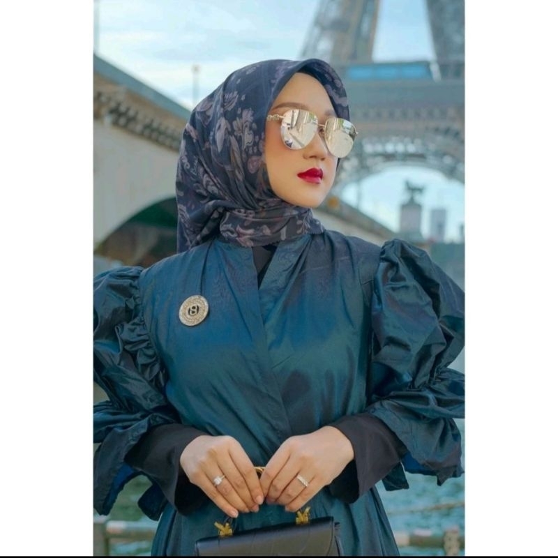 Buttonscarves The Autograph Voile Square XL - Bleu
