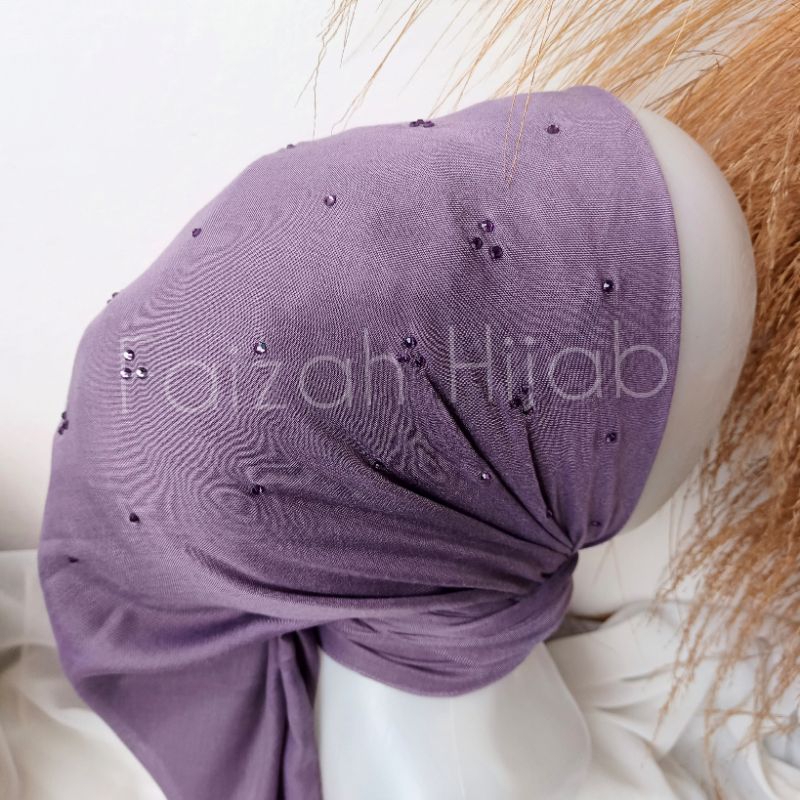 Hijab Jilbab Segiempat Paris Premium  Swarovski Payet Tabur  Manik Manik Tassel Elegan