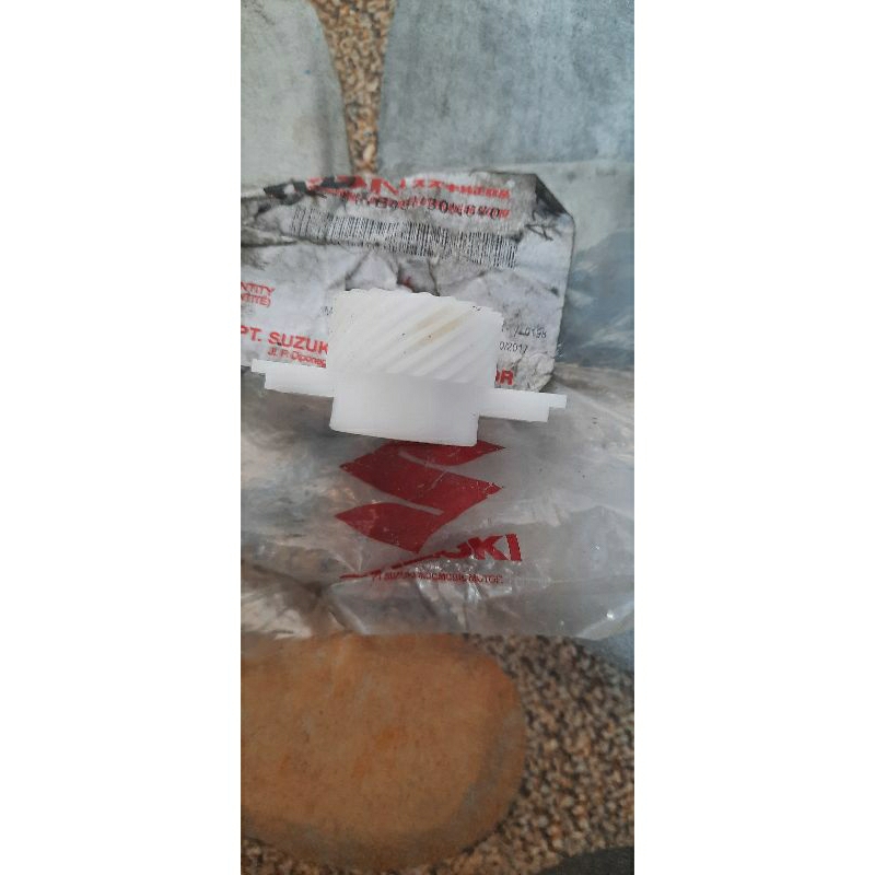Gear spidometer suzuki titan 115 tromol asli suzuki SGP