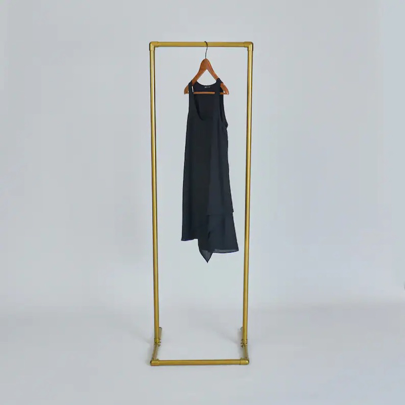 Standing besi gantungan baju rak display toko baju