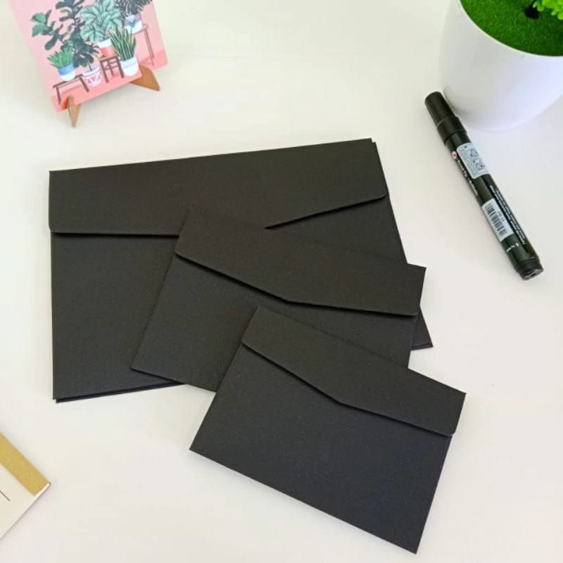 AMPLOP HITAM / AMPLOP BLACK PAPER B7 , A6 , A5