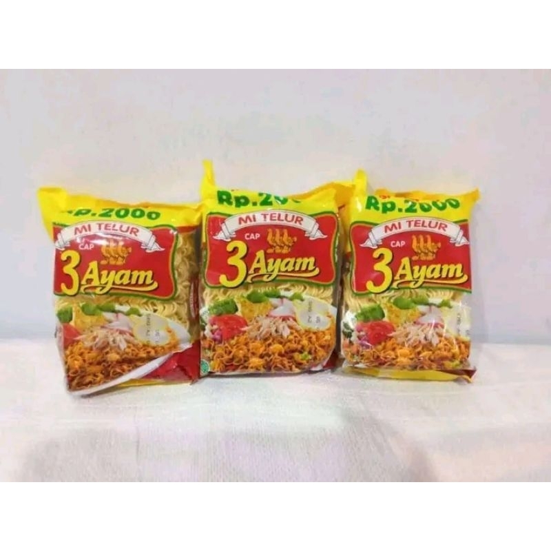 

Mie telur cap 3 ayam berat 120gr/ mie kering bentuk bulat dan pipih