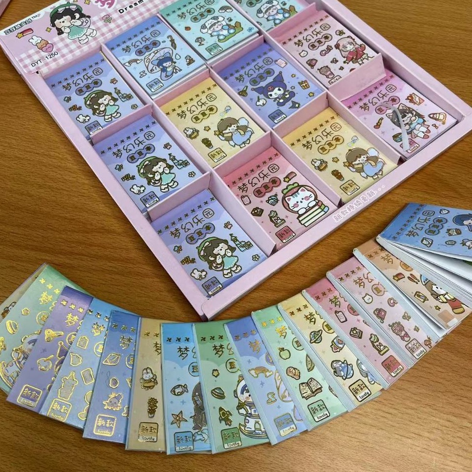 

STIKER BUKU KECIL MOTIF KARTUNISI 36 PCS