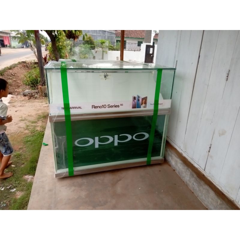 Etalase Konter Oppo