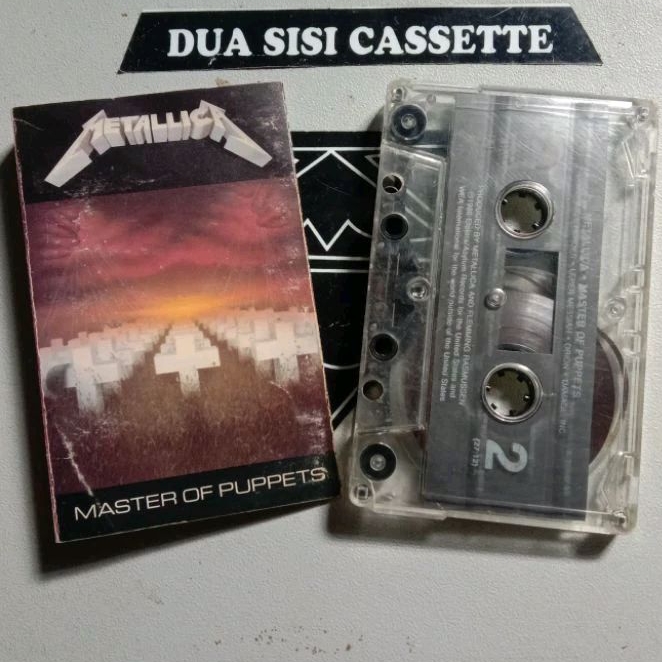 kaset metallica - master of puppets - black - load