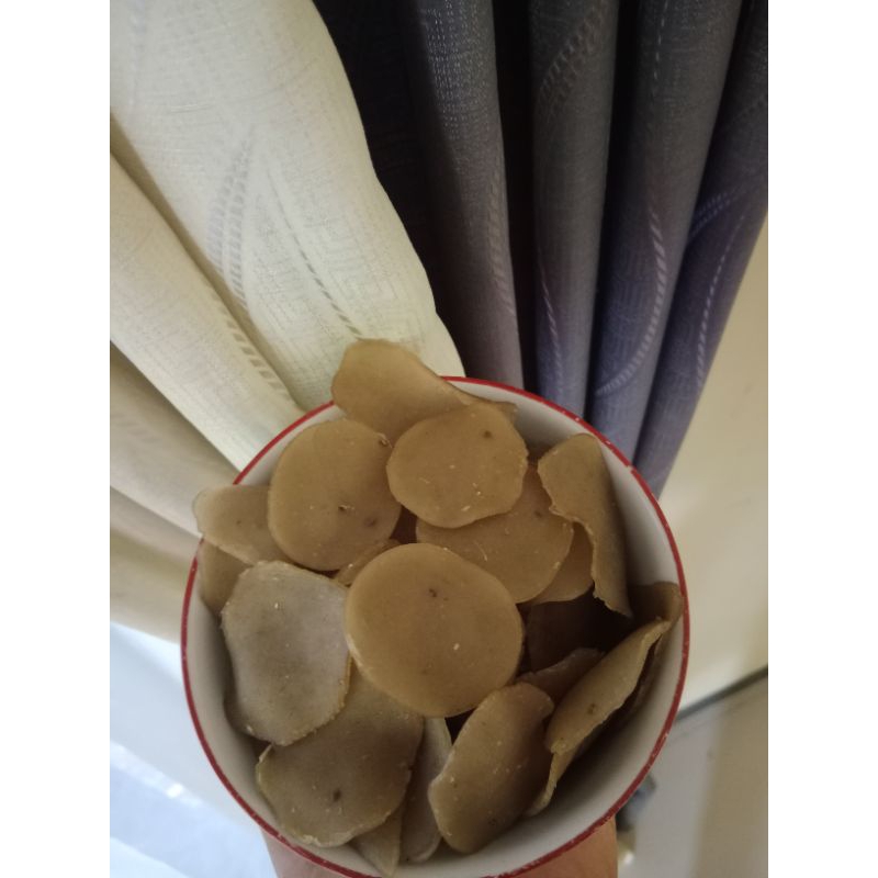 

krupuk puli/ bawang, mentah 500 gr