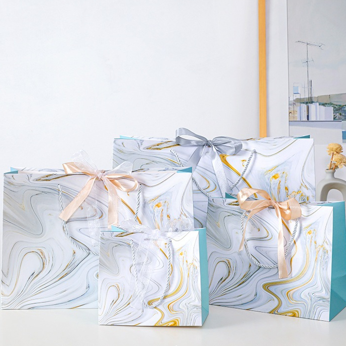 

MURAHLEBAY Goodie bag tas kado hadiah souvenir premium quality