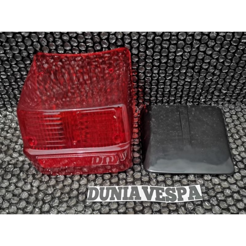 Mika lampu belakang dan topi pet lampu belakang vespa super sprint bajaj