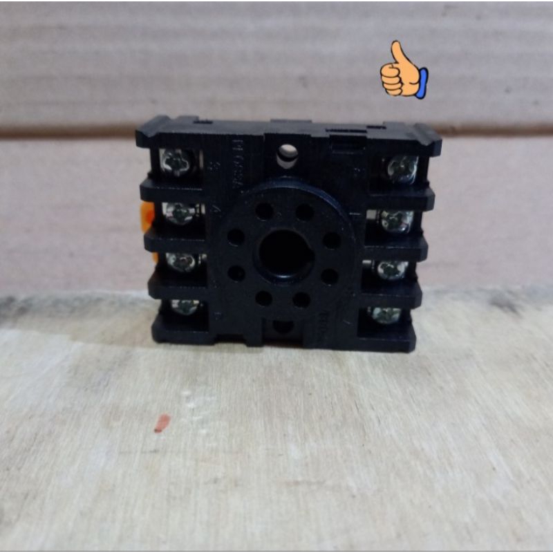 RELAY SOCKET OMRON MK2P