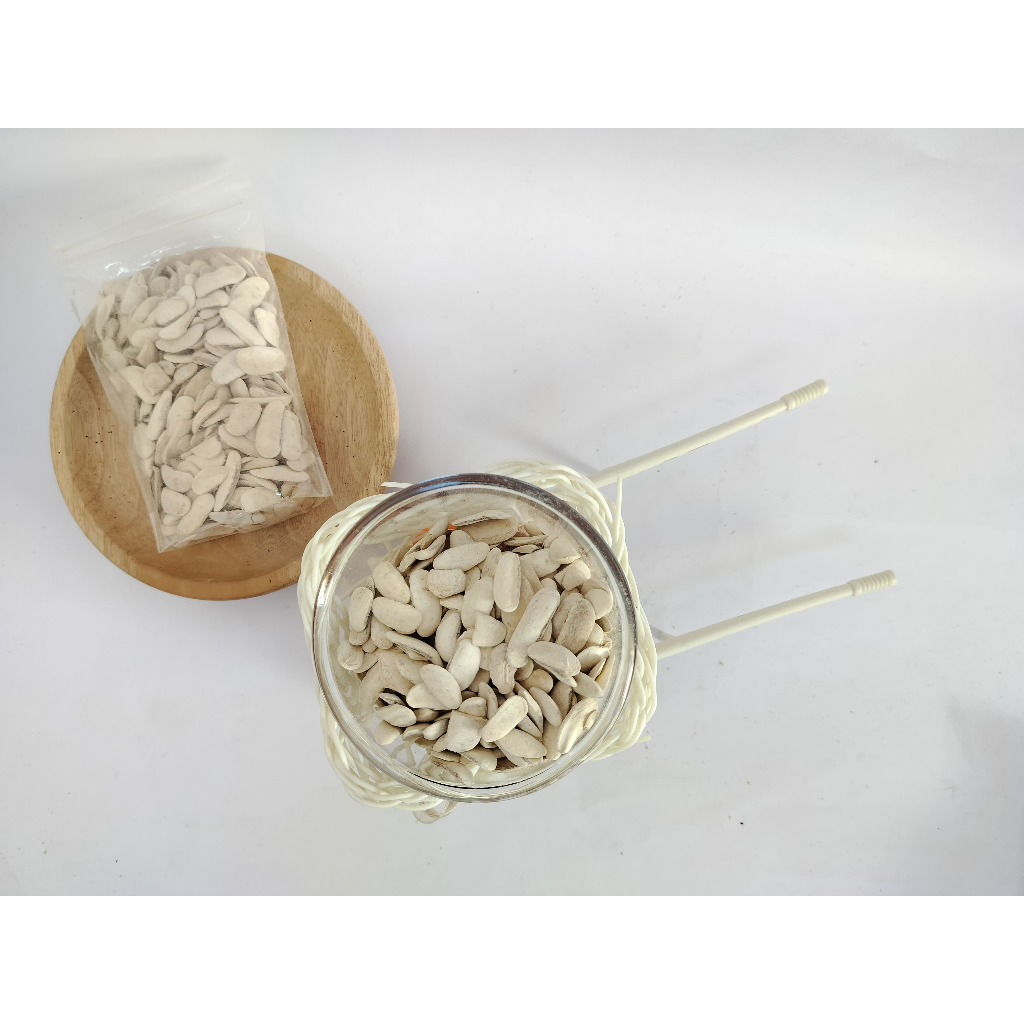 

BIJI MAHONI KUPAS KERING 100 GR