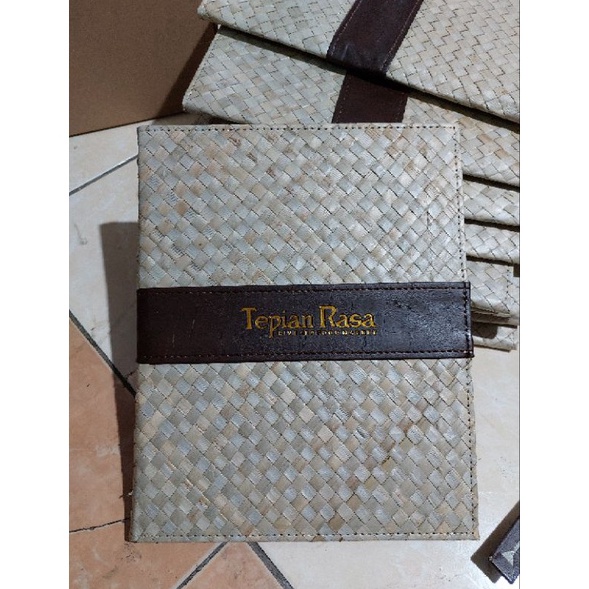 

KODE X88B Cover Menu Daun Pandan