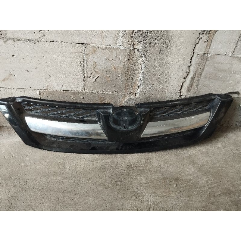 Grill toyota kijang innova 2004 2005 2006 2007 original