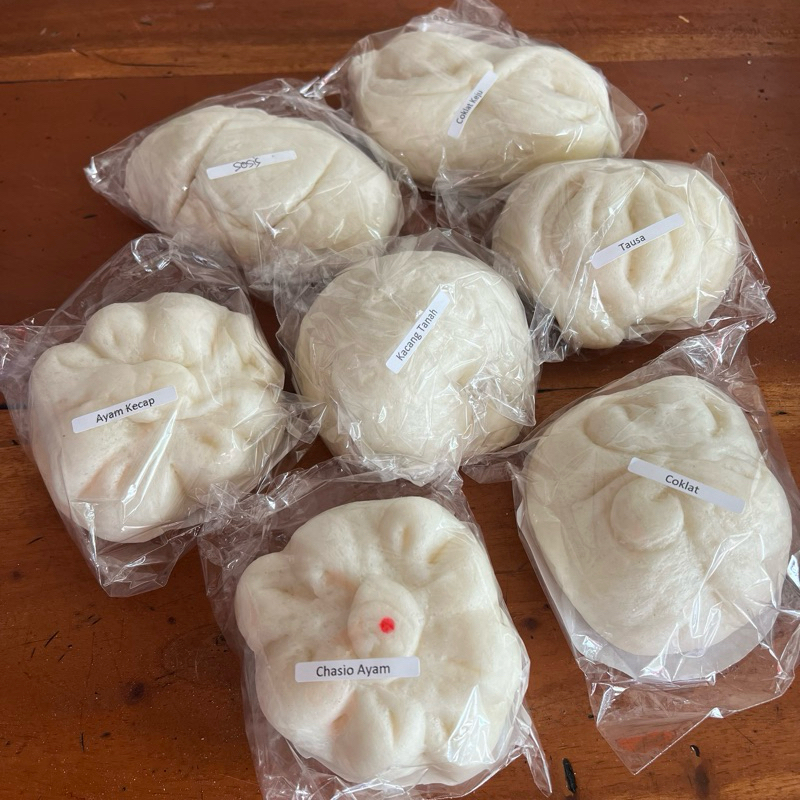 

Jajanan Kue Bakpao Kecil Premium 1Pc