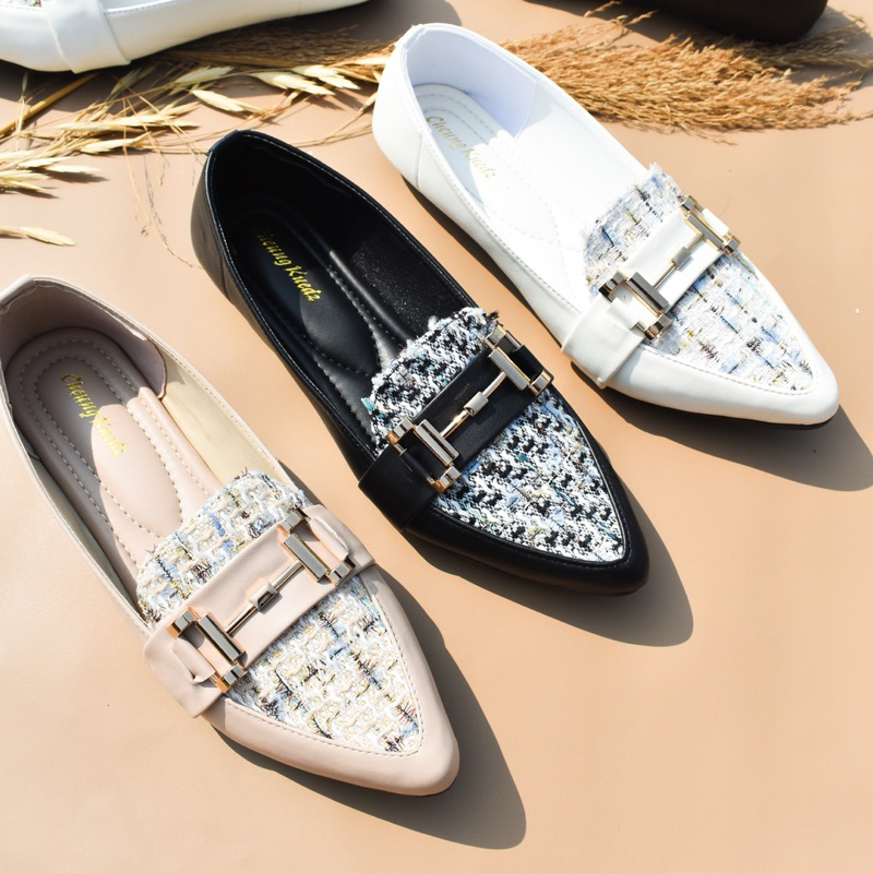 CHEUNG KUEDZ || VICENZA || FLATSHOEA CANVAS PREMIUM