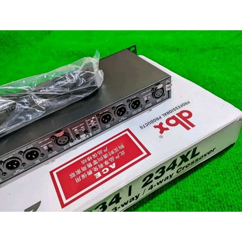 Crossover Aktif DBX 234 XL  234XL