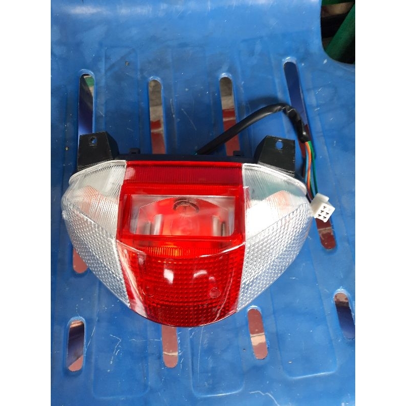 LAMPU STOP BELAKANG ASSY STOP LAMP NEW SHOGUN 110 R SHOGUN NEW 110 R