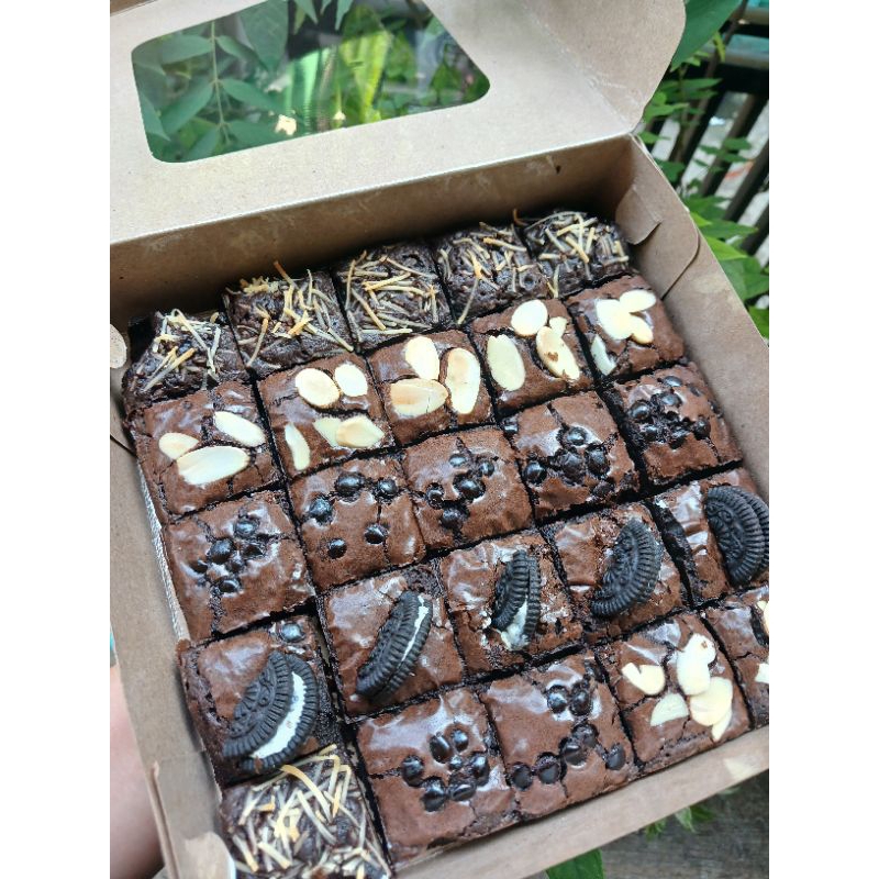 

FUDGY BROWNIES by bileh