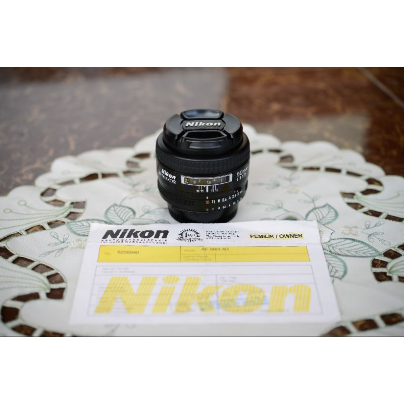 Lensa NIKON NIKKOR AFD 50MM f1. 4 Like new Koleksi Pribadi.
