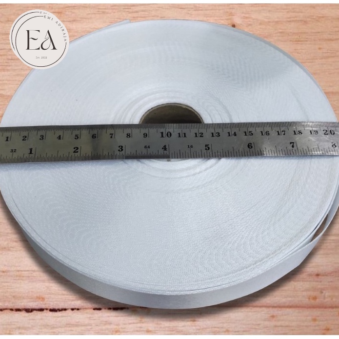 

Ready Pita Tissue Tali Tissue ID Card 1 Roll 5 yard 45 meter Ukuran 2cm