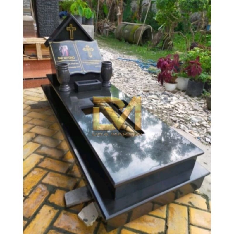 Kijing Makam Kristen Granit Hitam Kwalitas Terbaik