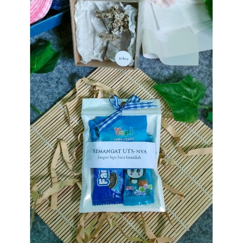 

Mini Gift/Mini Gift Snack/HAMPERS/Bingkisan Mini/Wisuda