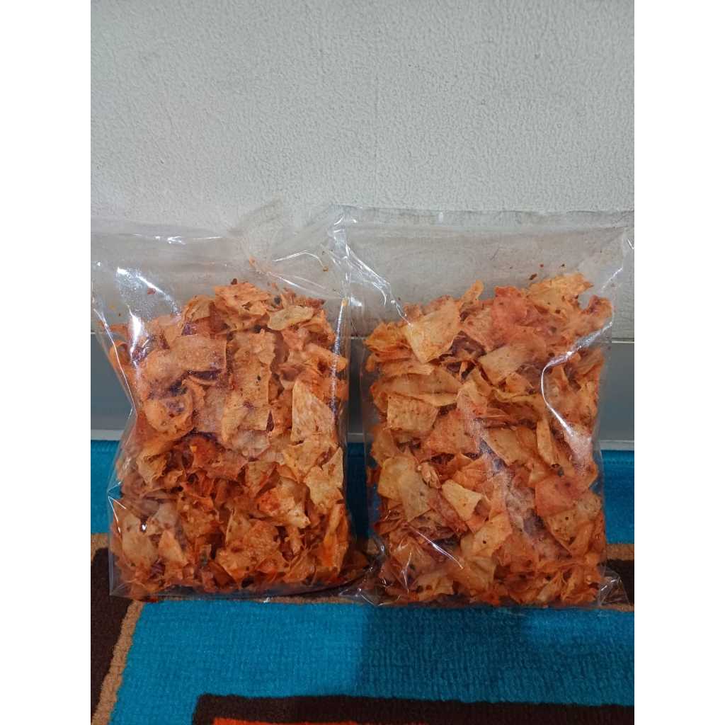 Kripik singkong kriwil/Kripik singkong kriwil pedas/250 gram