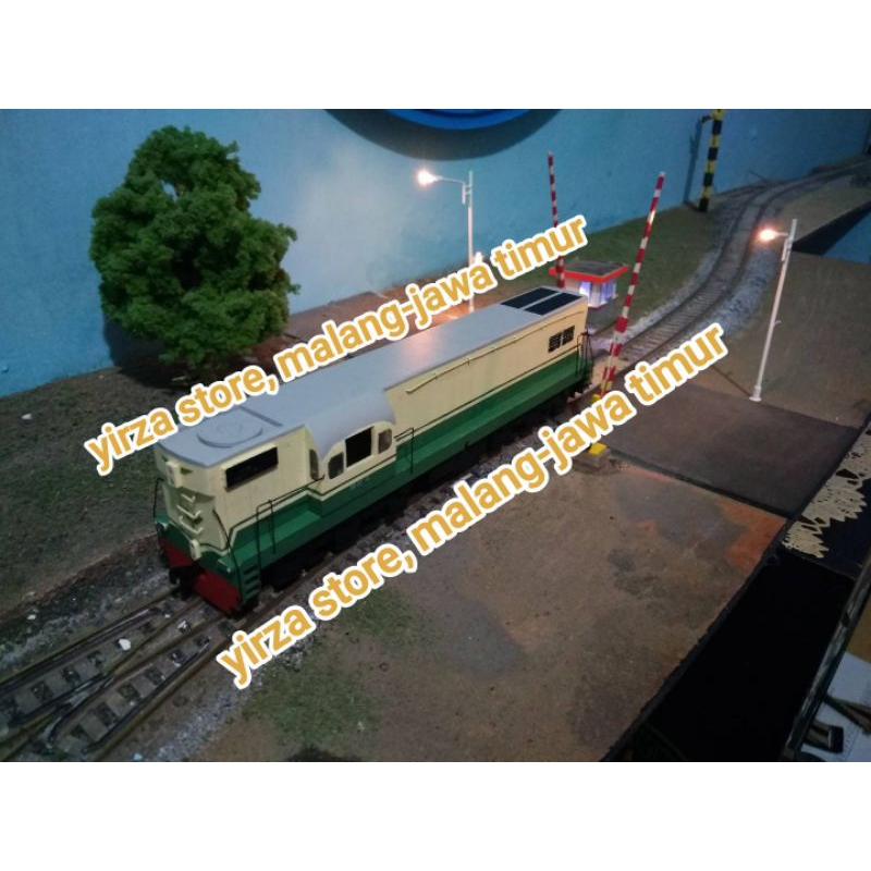 Miniatur lokomotif kereta api Indonesia BB 201 Livery PJKA dummy (tanpa mesin)
