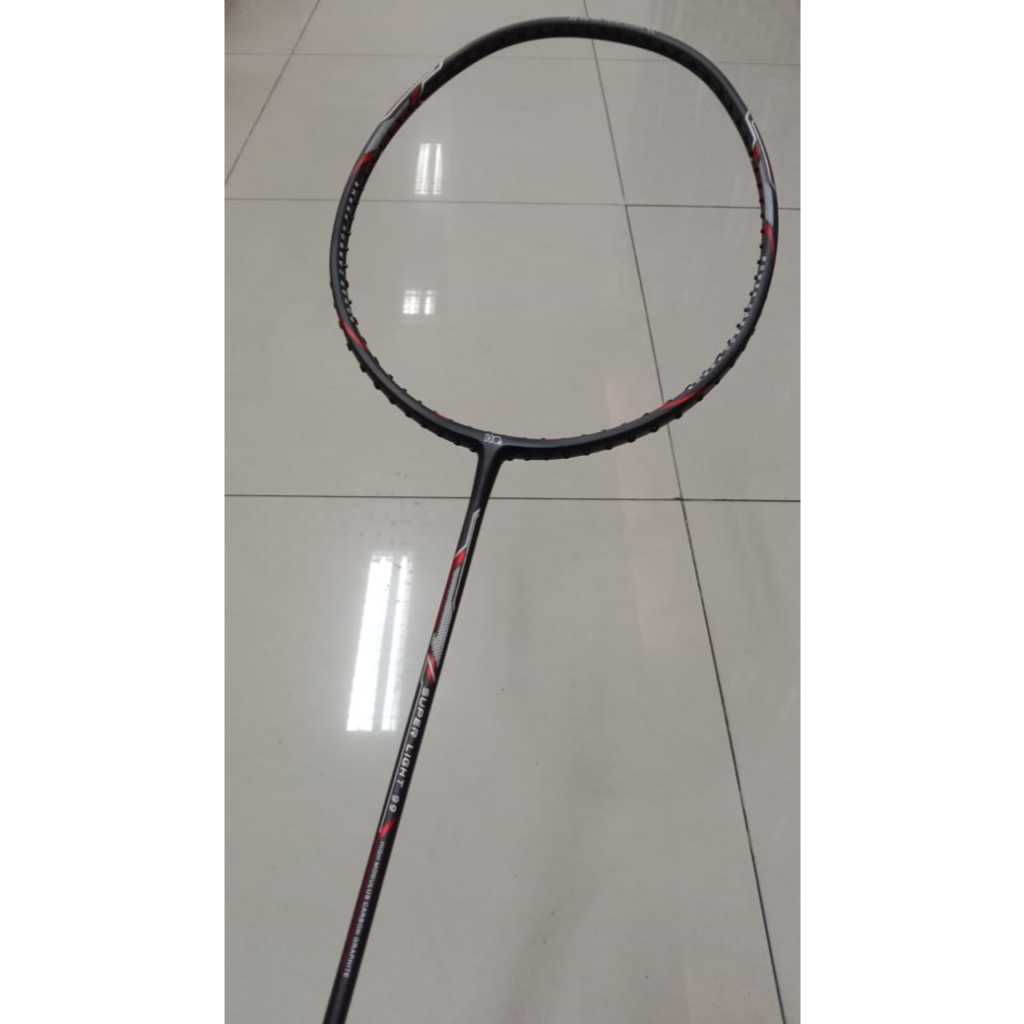 Raket hiqua super light 99 deffensive ( Bonus cover, senar, grip dan kaos )