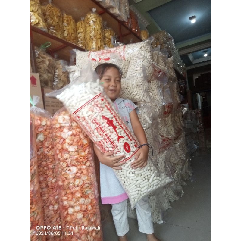 

kerupuk tongkol viral 1 ball isi 1kg