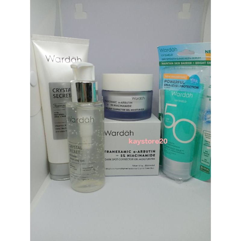 WARDAH PAKET BASIC SKINCARE 4IN 1 ( kulit kusam & flek hitam)
