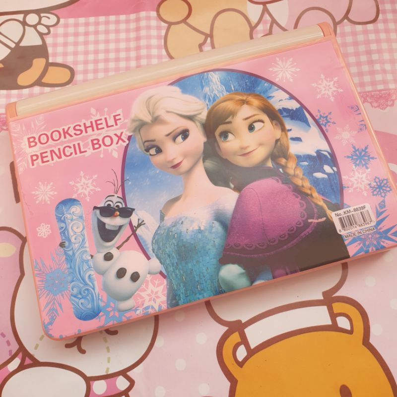 

Tempat pensil Besar Frozen (baca deskripsi!!) – tokoatkpuffle