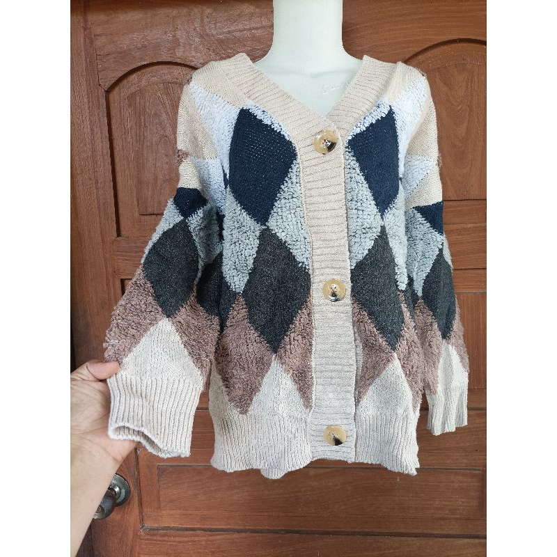 preloved cardigan rajut motif ketupat