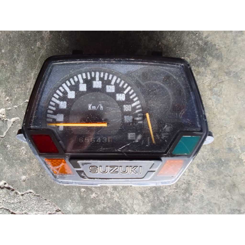 speedometer spidometer  motor suzuki shogun 110 lama   shogun kebo shogun bagong shogun gemuk orisin