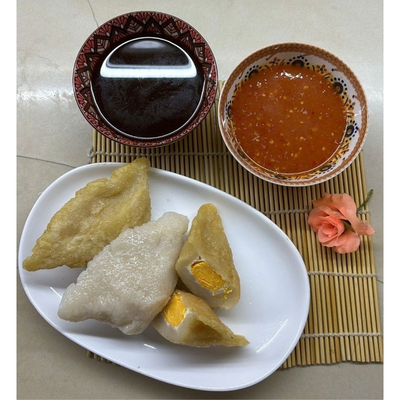 

Pempek Kapal Selam Ikan Tenggiri - Pempek asli Bangka - 2pcs