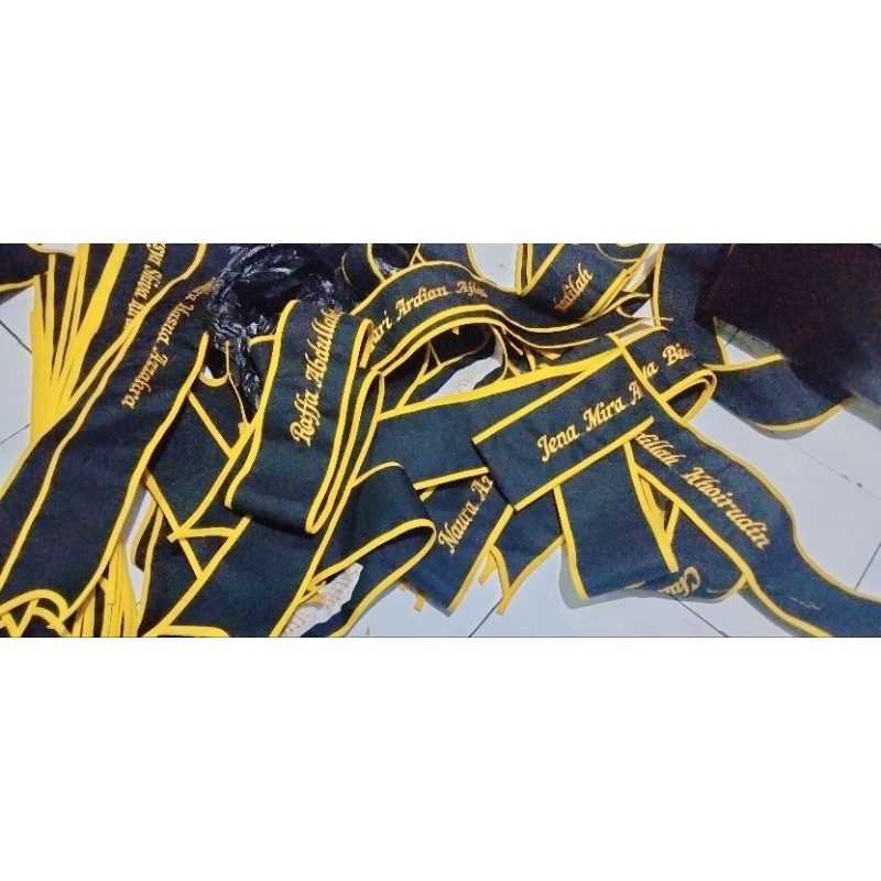 Selempang wisuda anak 1 hari jadi selempang wisuda anak paud .TK.sd.