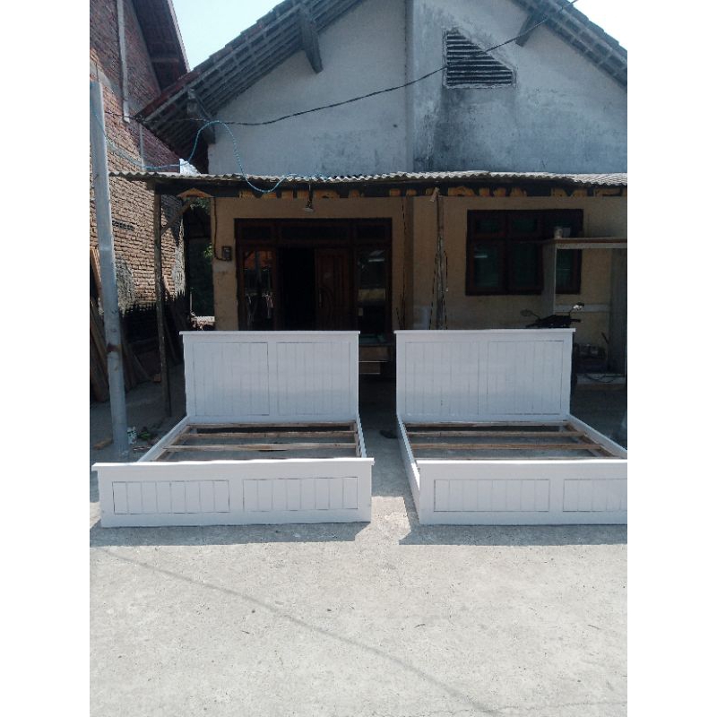 dipan kayu jati solid