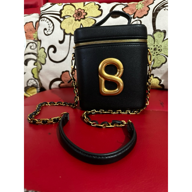 alva bag button scraves